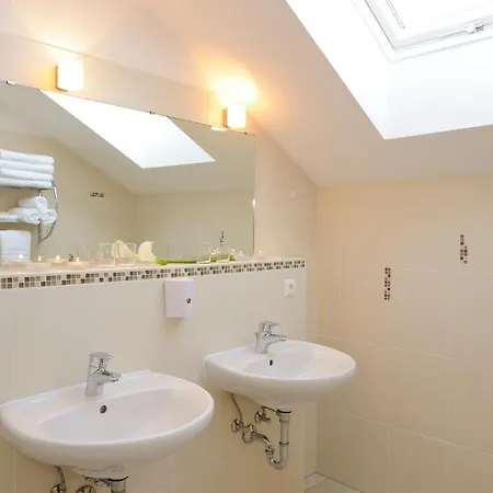 Inspiration Garni Hotel Tittmoning